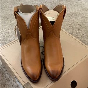 Tecovas size 19 NWT